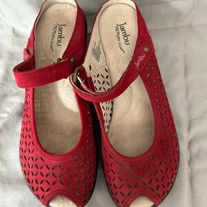 Jambu Journey Encore Clogs Mary Jane Shoe size 7.5 m